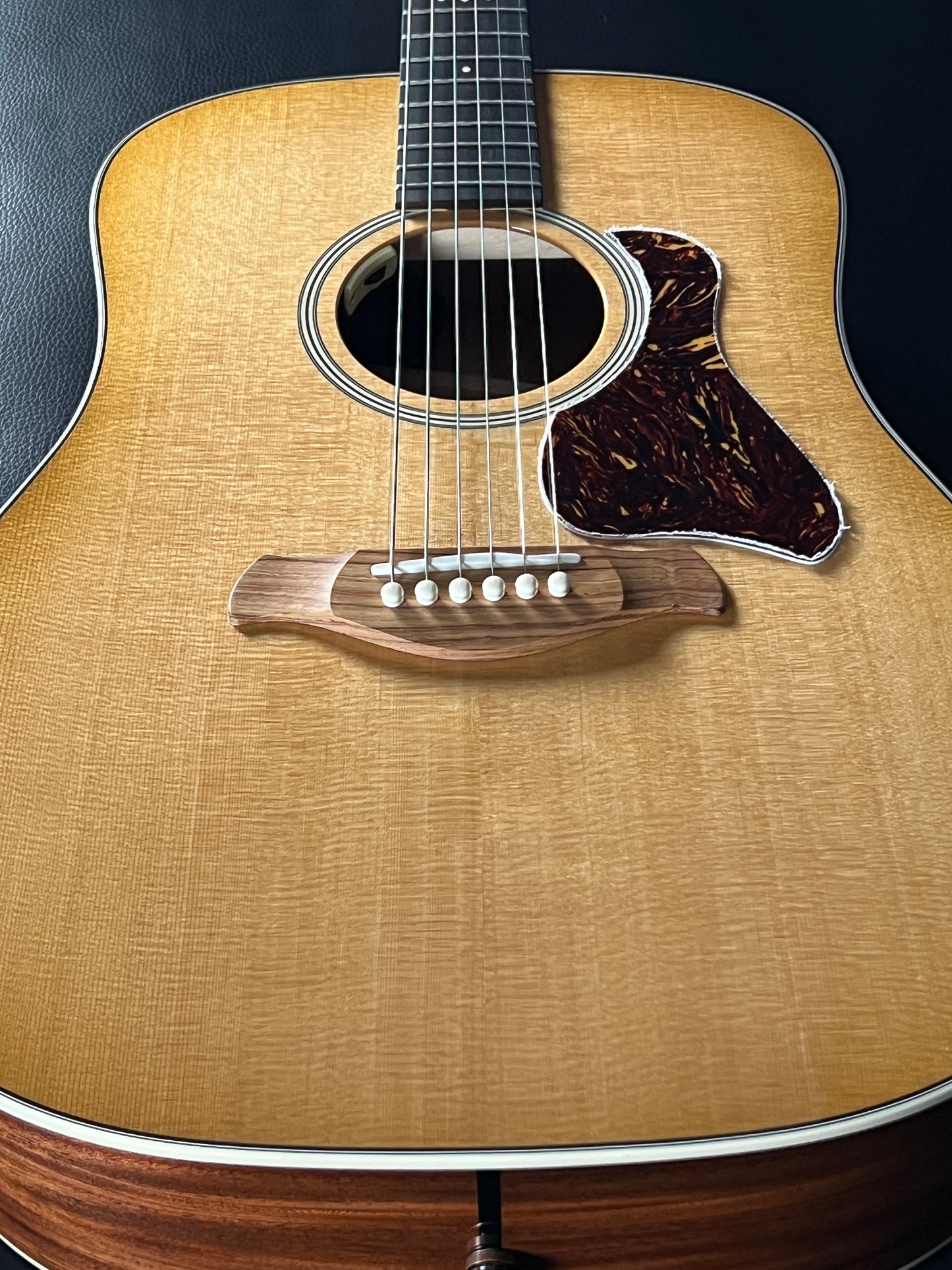 Taylor Gold Label 510e Trey Hensley Signature