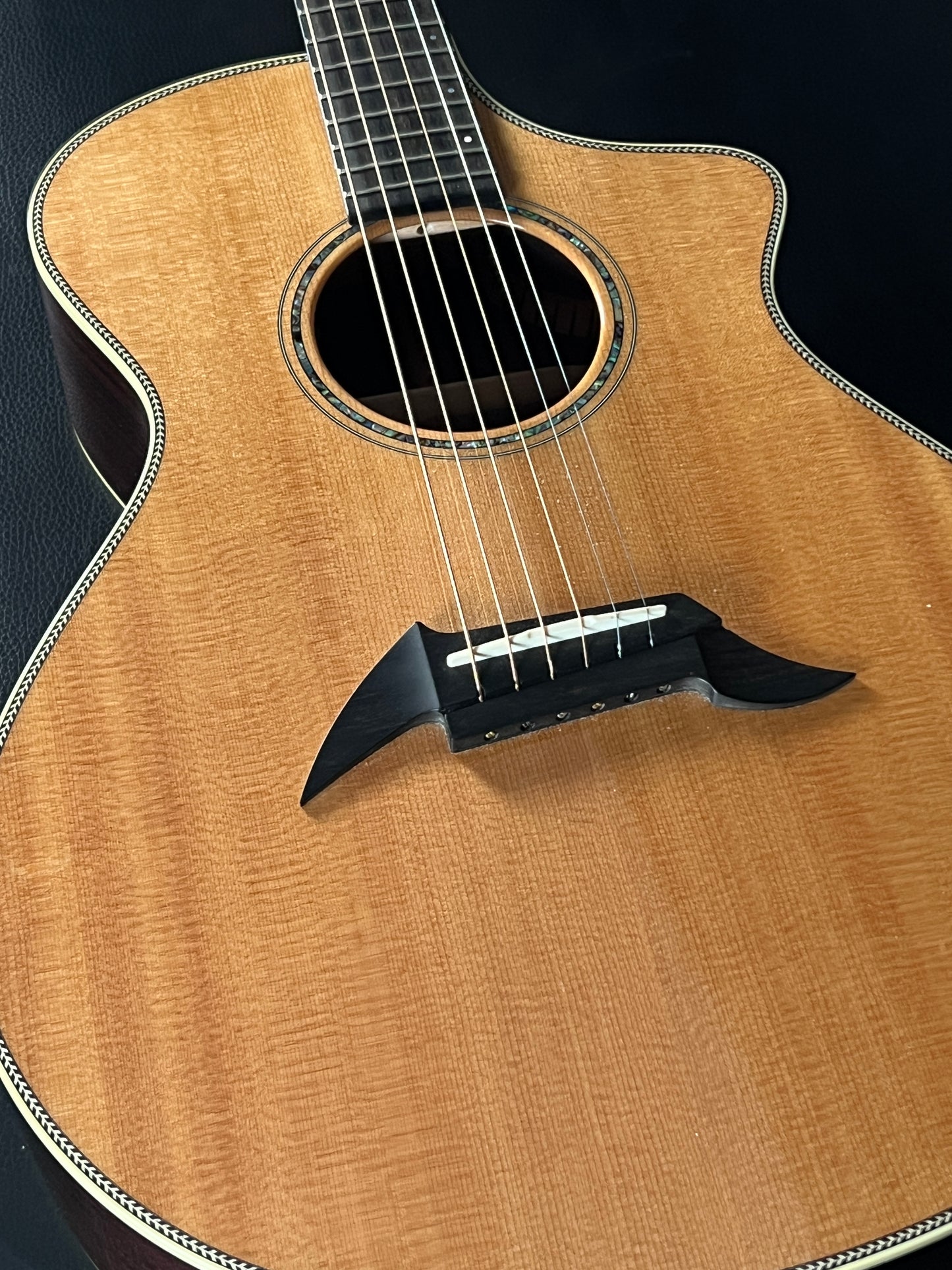 Breedlove American C25/SRe-H (PRE-OWNED)