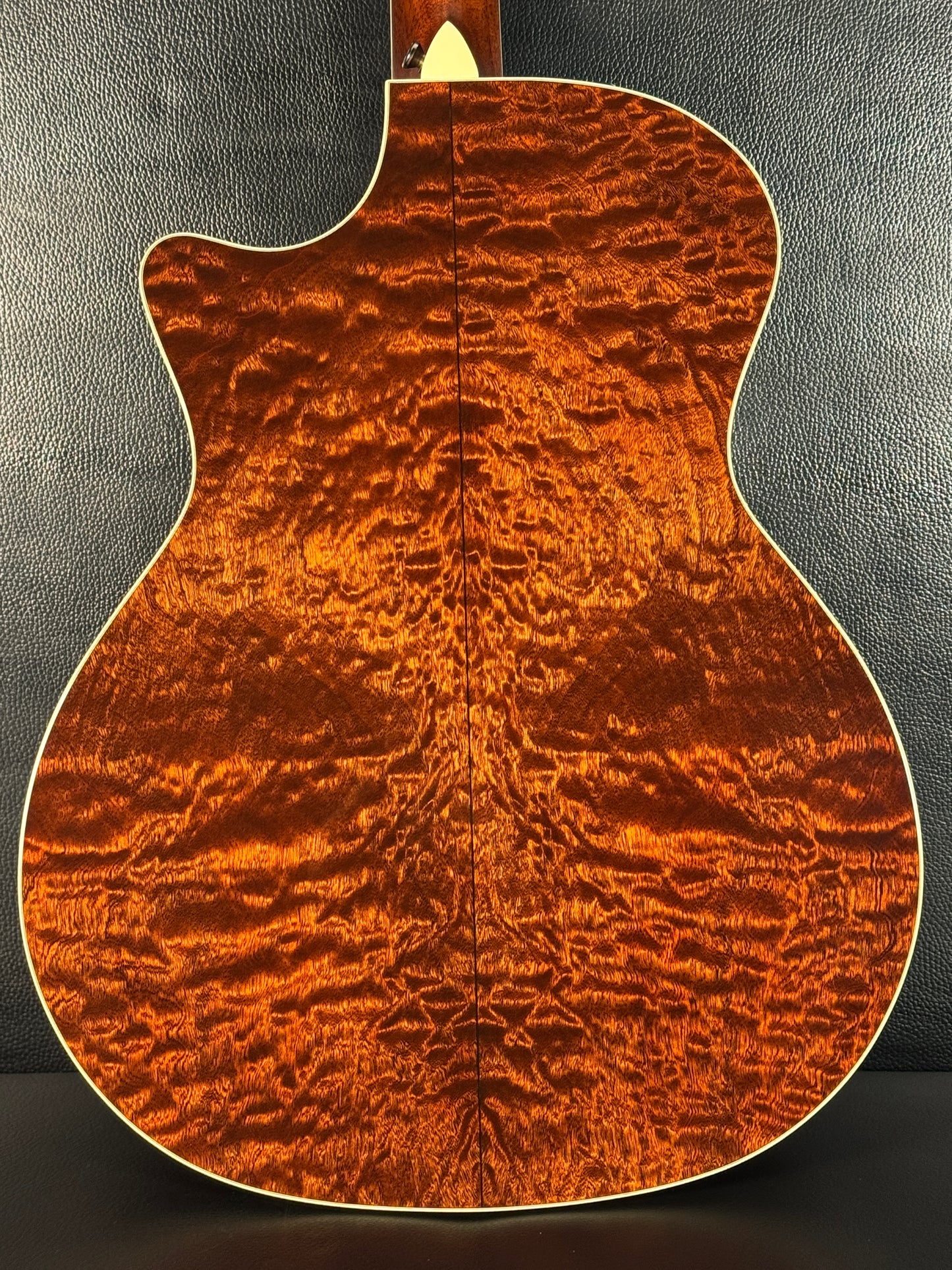 Taylor GACE FLTD Fall Limited Grand Auditorium Natural (PRE-OWNED)