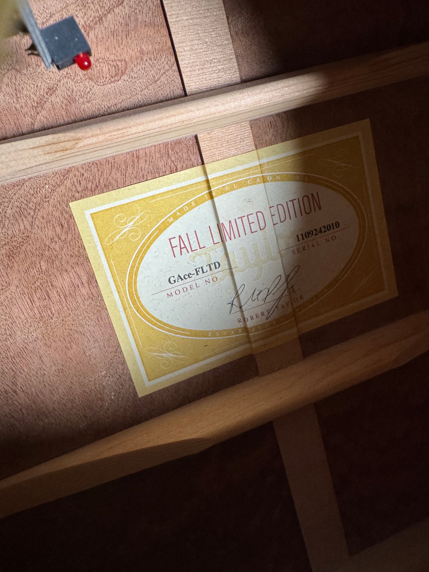 Taylor GACE FLTD Fall Limited Grand Auditorium Natural (PRE-OWNED)