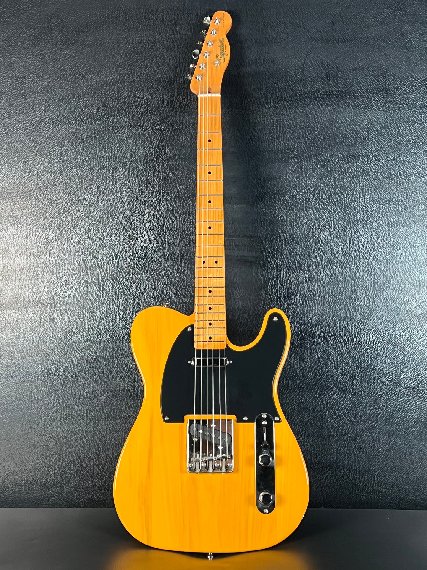 Squier Classic Vibe 50s Telecaster Maple Fingerboard w/ Case (PRE-OWNED)