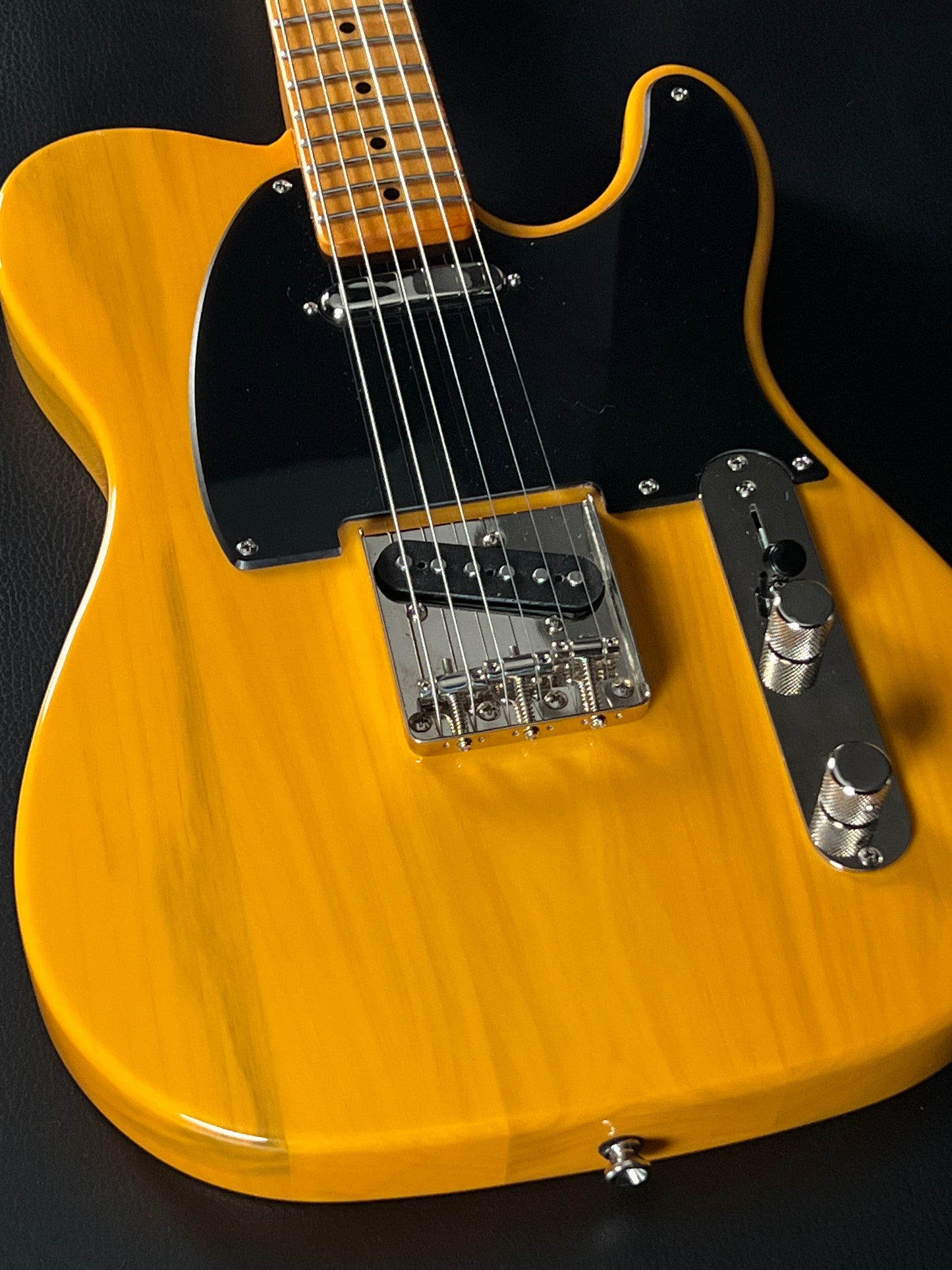 Squier Classic Vibe 50s Telecaster Maple Fingerboard w/ Case (PRE-OWNED)