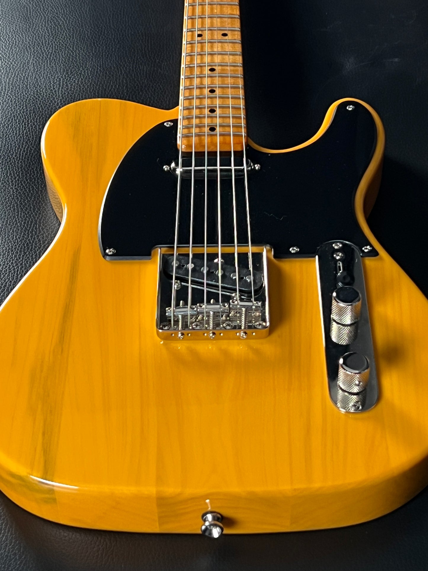 Squier Classic Vibe 50s Telecaster Maple Fingerboard w/ Case (PRE-OWNED)