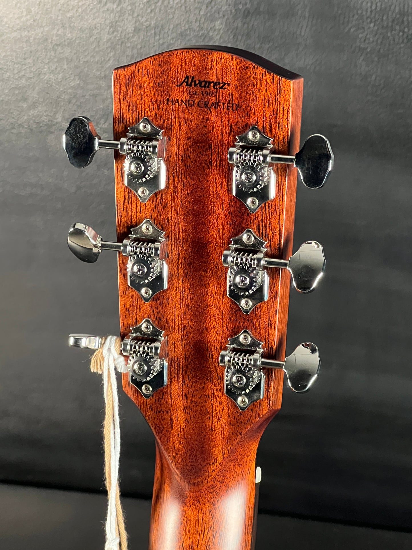 Alvarez MG70Ce Masterworks Grand Auditorium