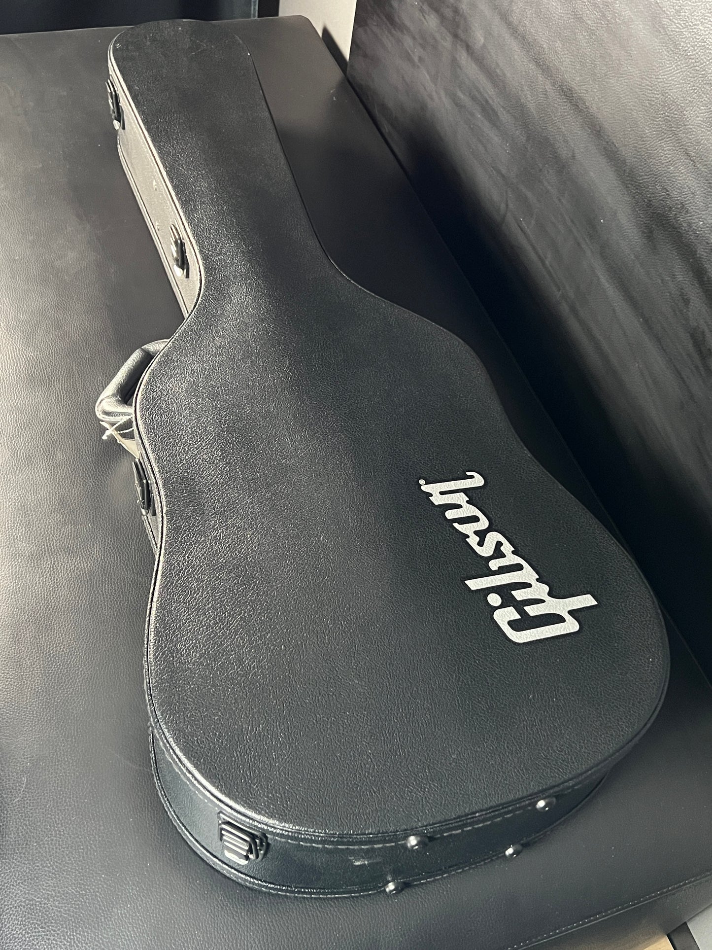 Gibson Custom Shop J-45 Koa (PRE-OWNED)