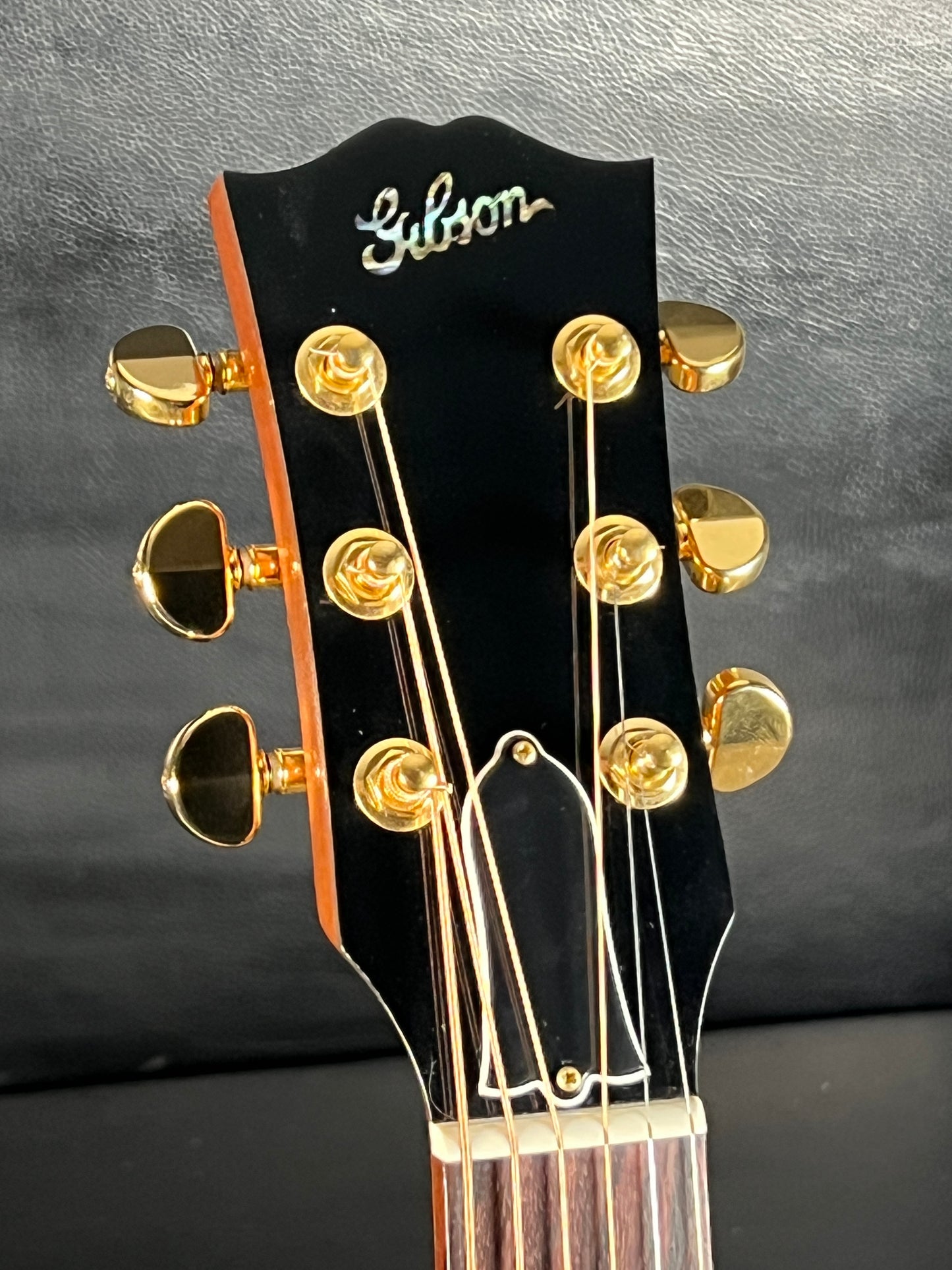 Gibson Custom Shop J-45 Koa (PRE-OWNED)