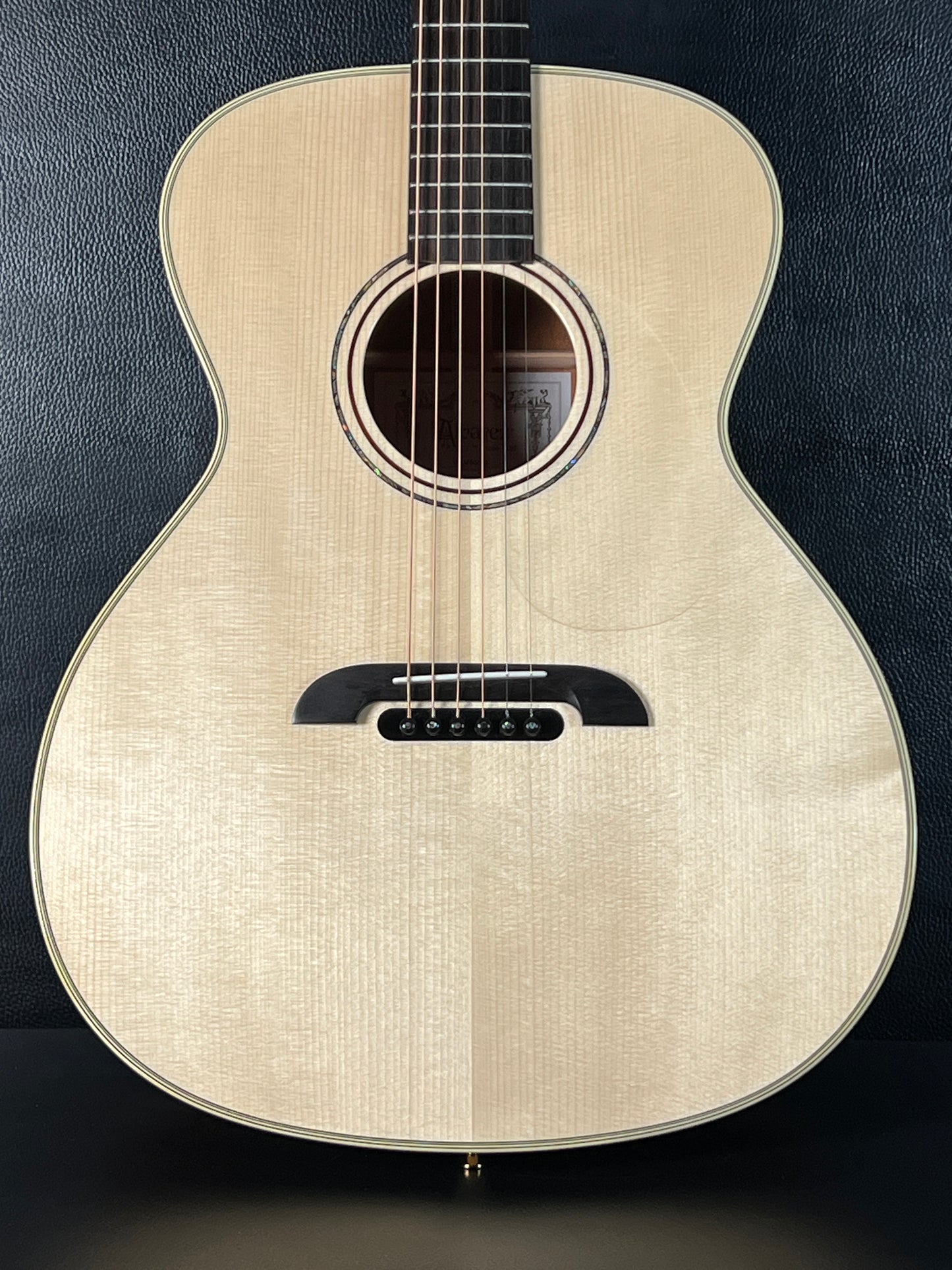 Alvarez Yairi GYM60HD (PRE-OWNED)