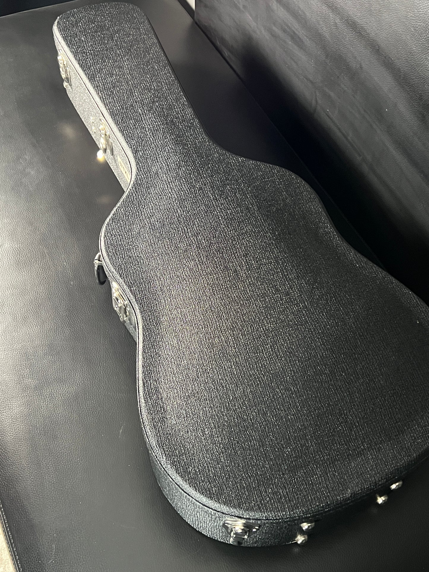 Gallagher Doc Watson (PRE-OWNED)