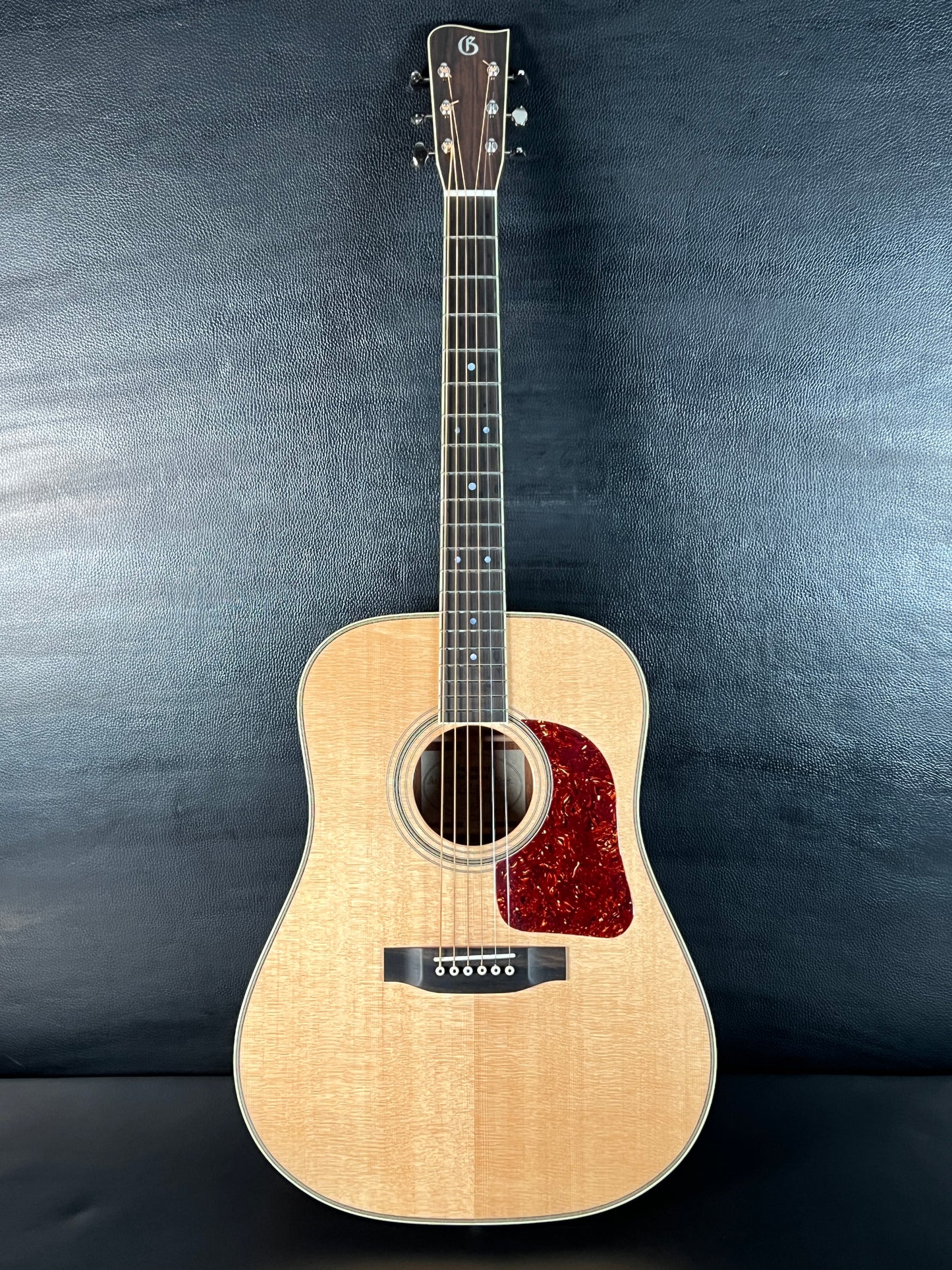 Gallagher Doc Watson (PRE-OWNED)