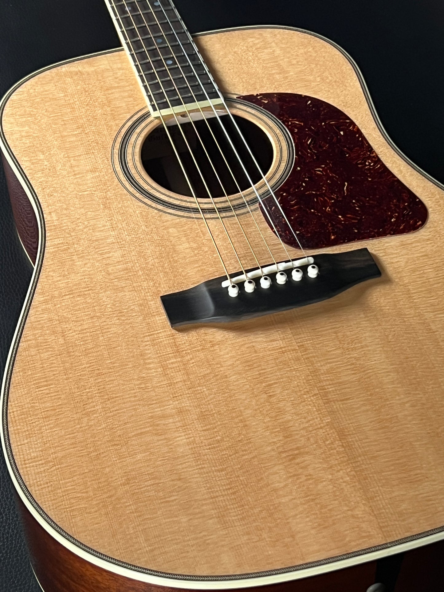 Gallagher Doc Watson (PRE-OWNED)