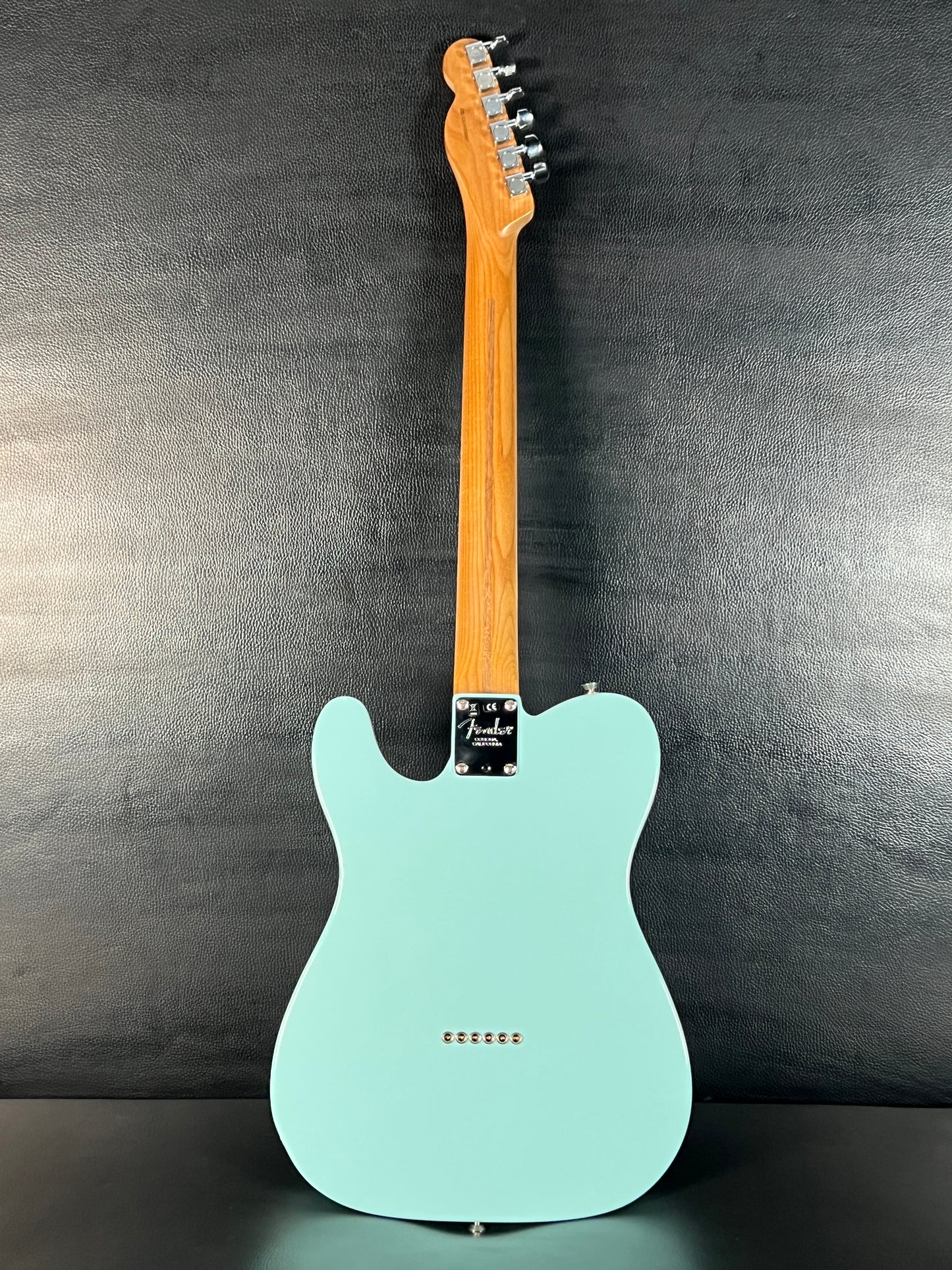 Fender Limited Edition American Pro Telecaster Daphne Blue (PRE-OWNED)