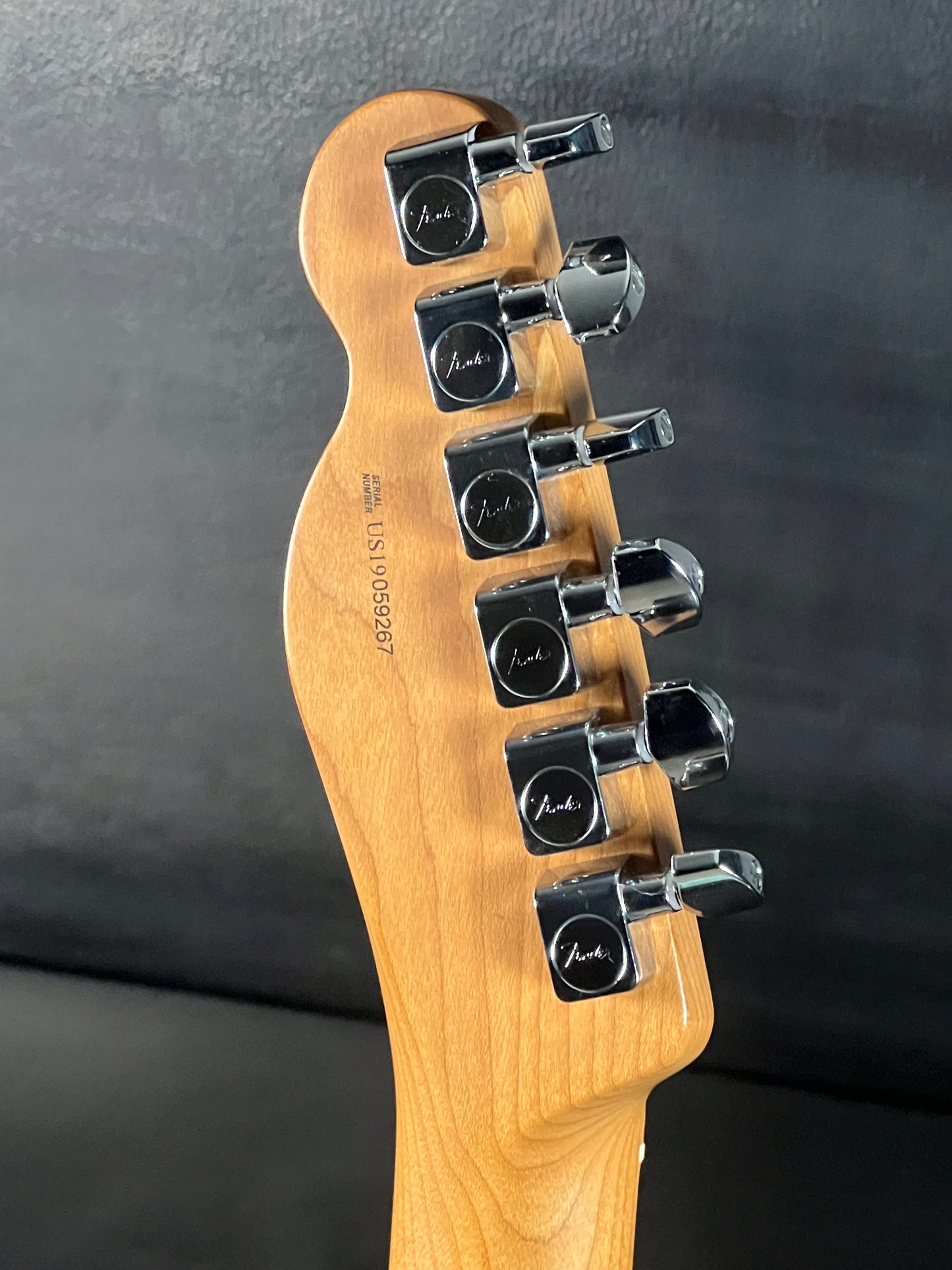 Fender Limited Edition American Pro Telecaster Daphne Blue (PRE-OWNED)