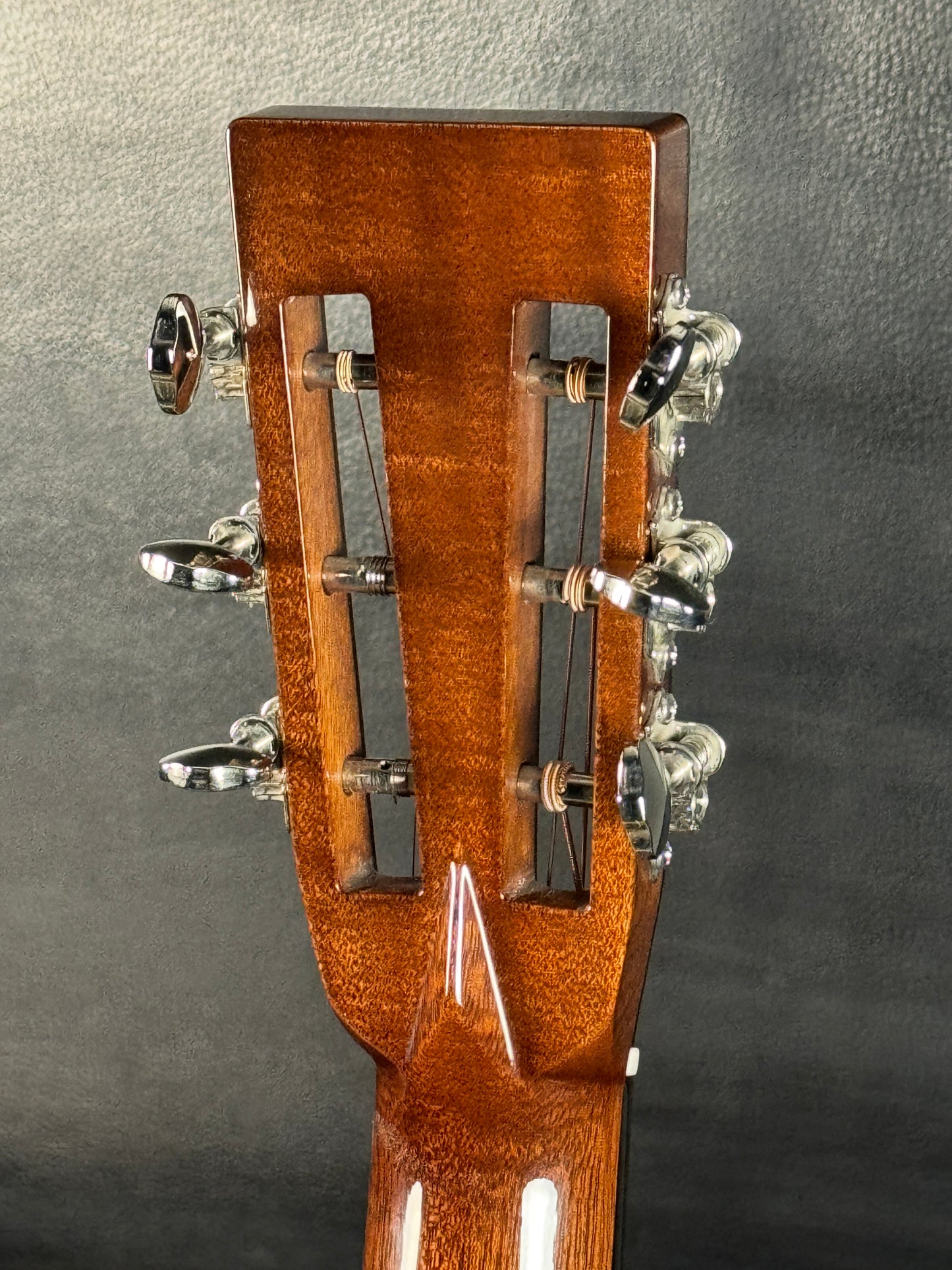 Boucher HG-56 12-Fret (PRE-OWNED)