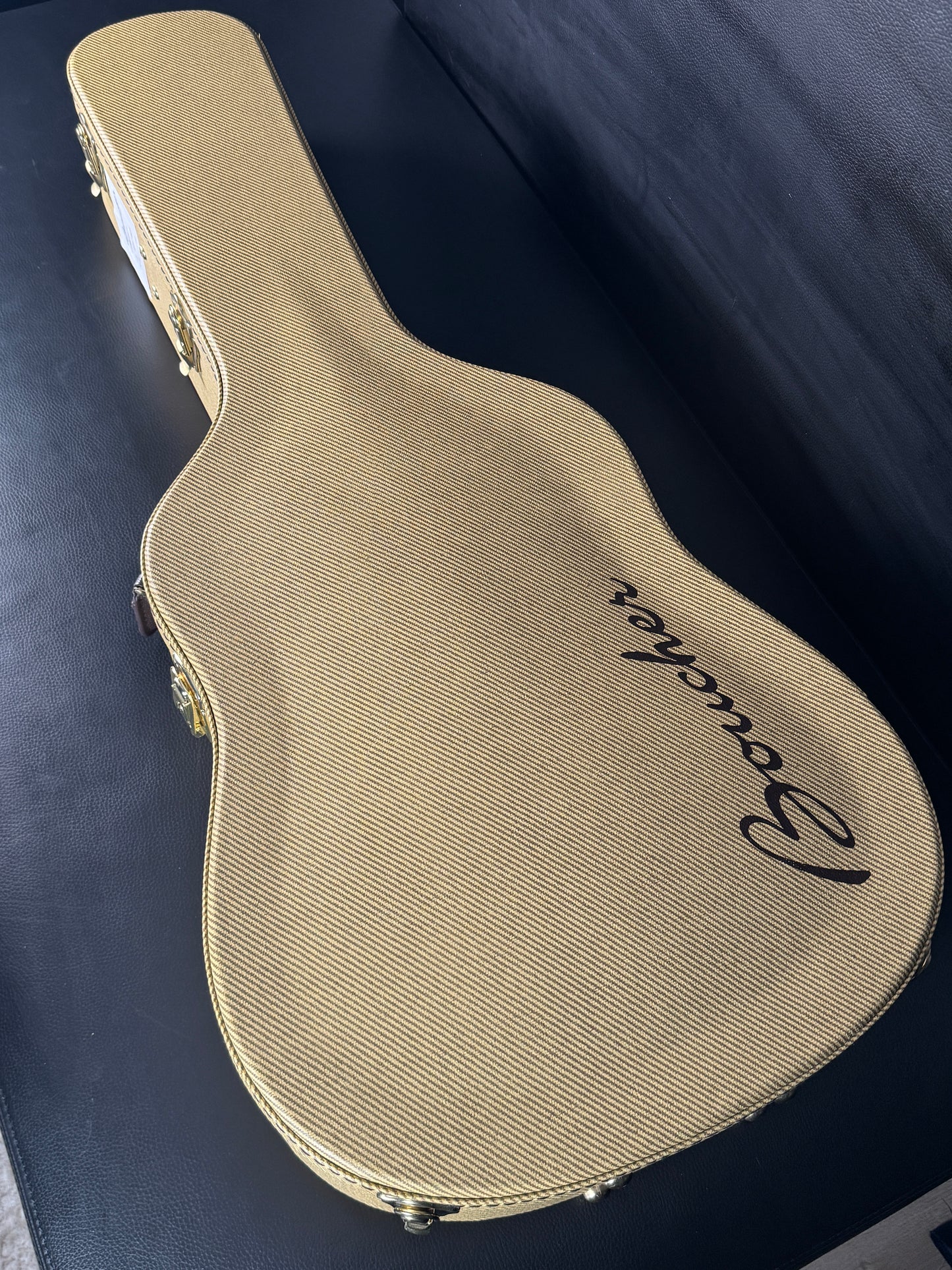 Boucher LE-SG-242-M Limited Edition 2025 w/ K&K (PRE-OWNED)