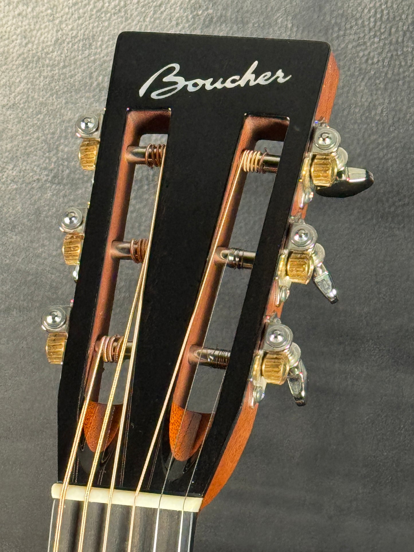Boucher LE-SG-242-M Limited Edition 2025 w/ K&K (PRE-OWNED)
