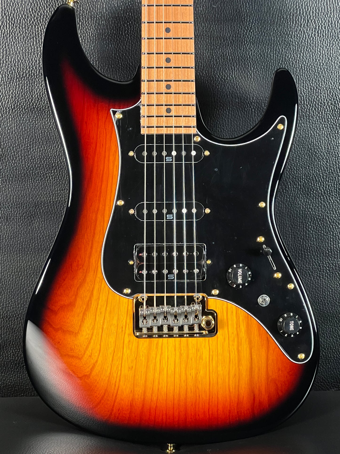 Ibanez AZ Prestige Tri Fade Burst Flat AZ2204AGTFB