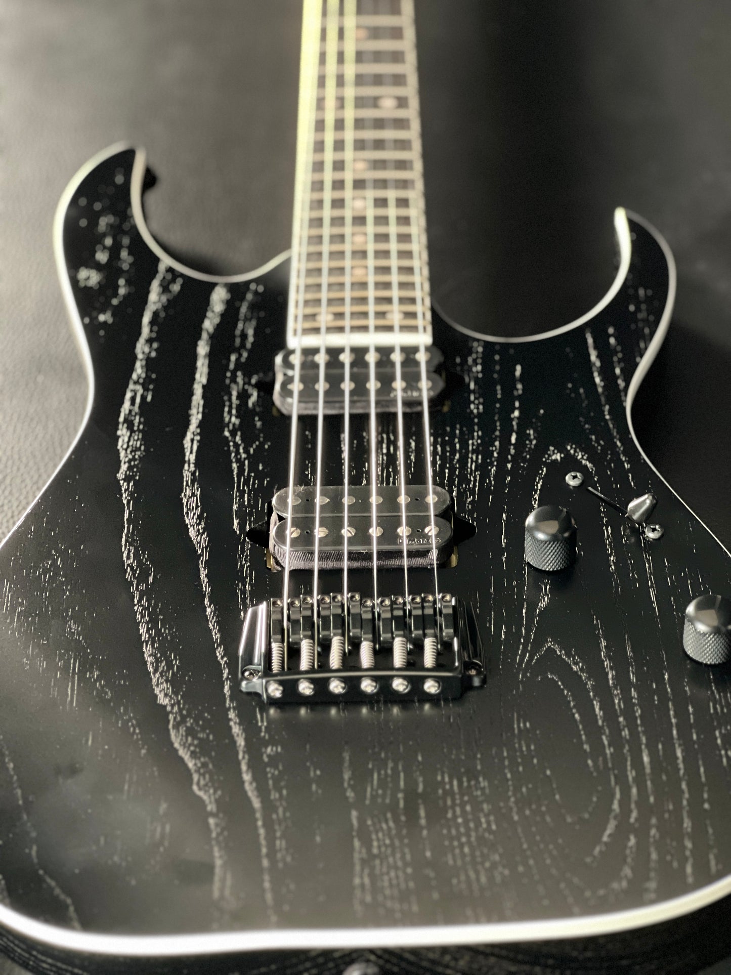 Ibanez RG Prestige Weathered Black RGR662AHBFWK
