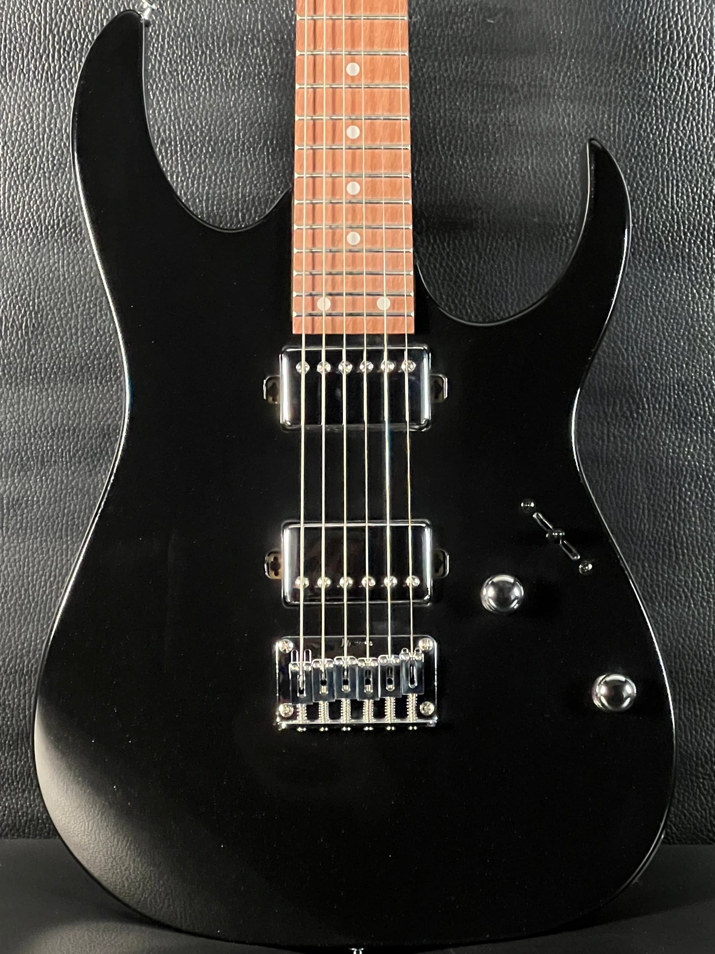 Ibanez GRG121SP Black Gio Series
