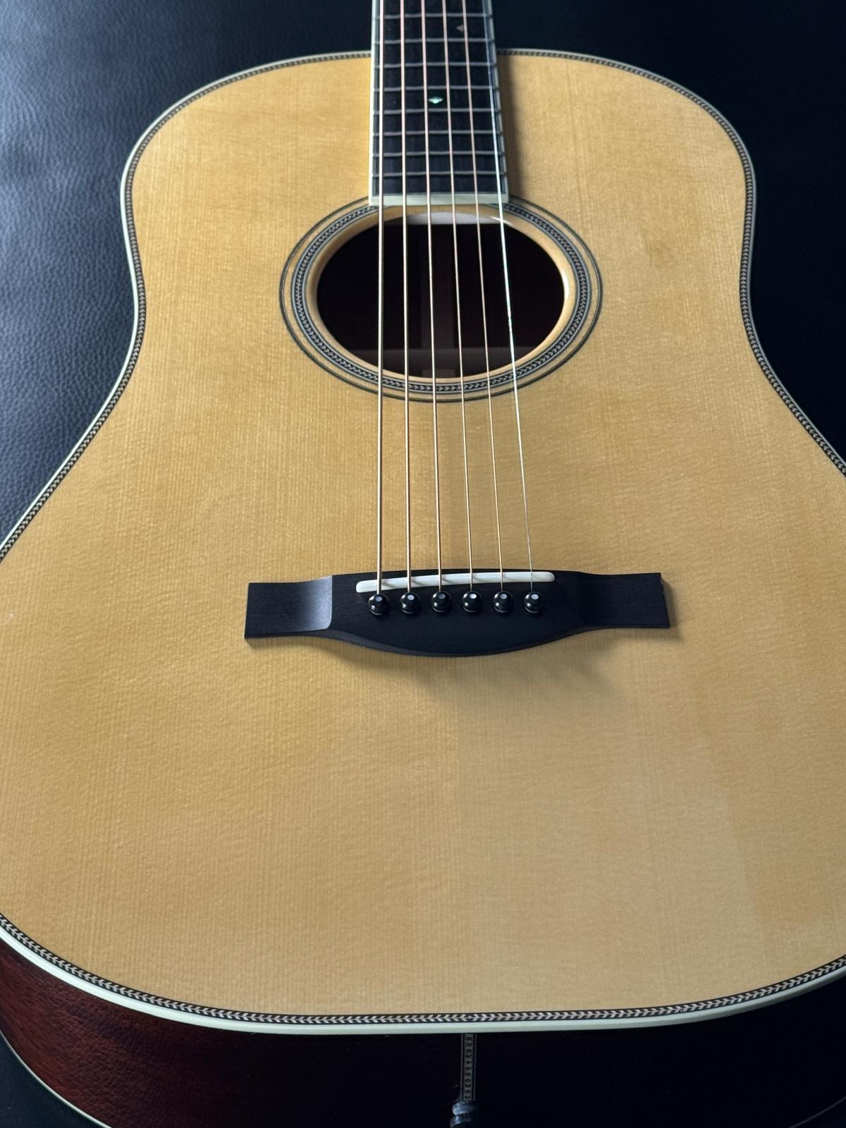 Santa Cruz Baritone #8144