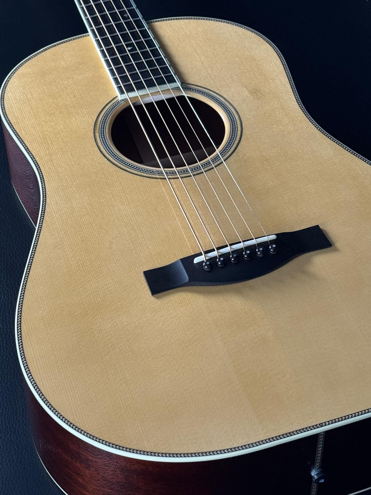 Santa Cruz Baritone #8144