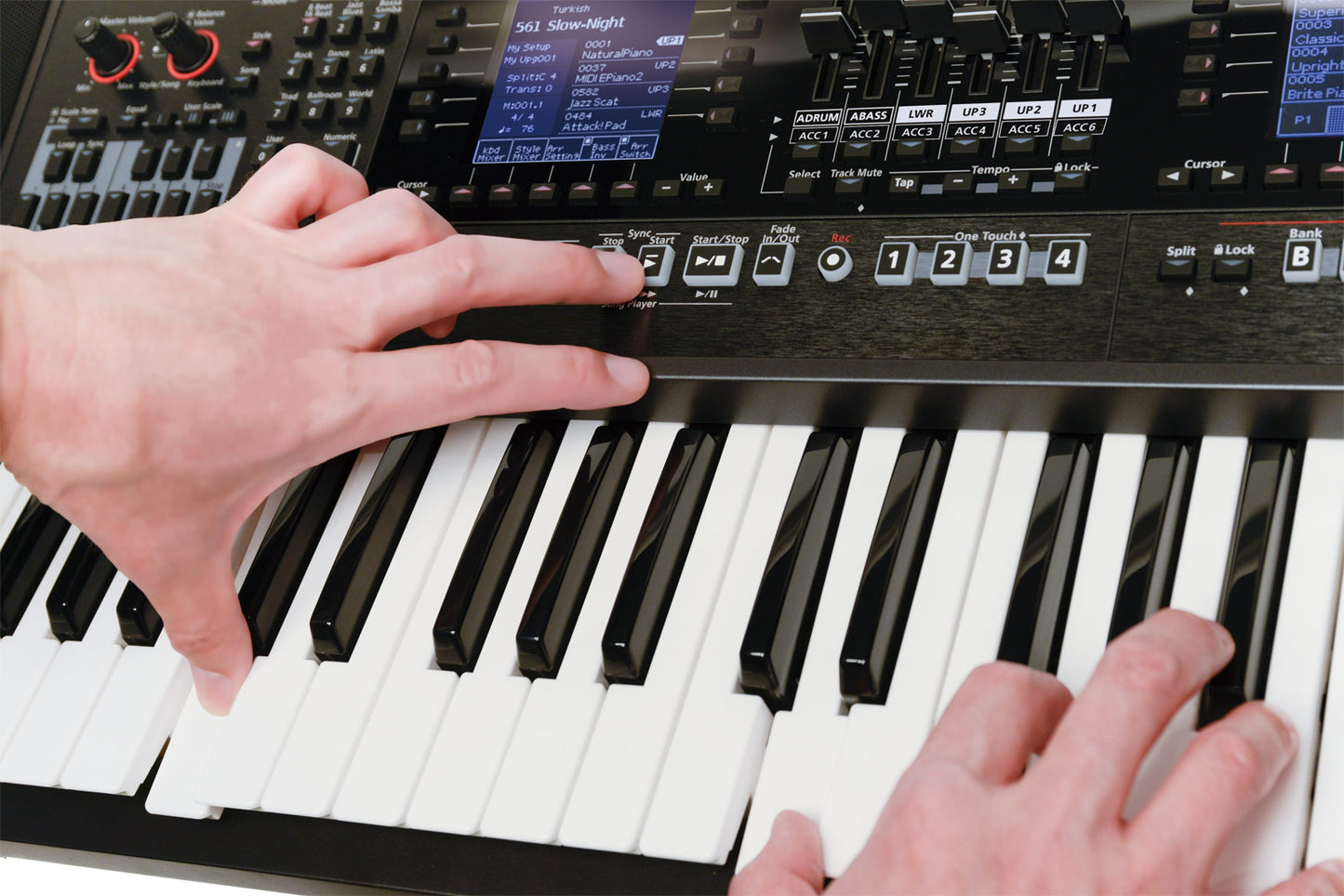 Roland 61 Key Expandable Arranger Keyboard Dual Screen